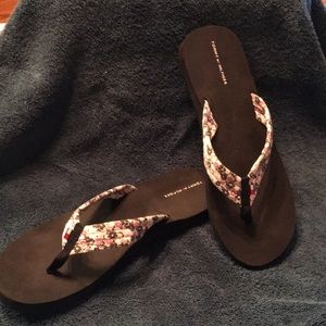 Flip flops